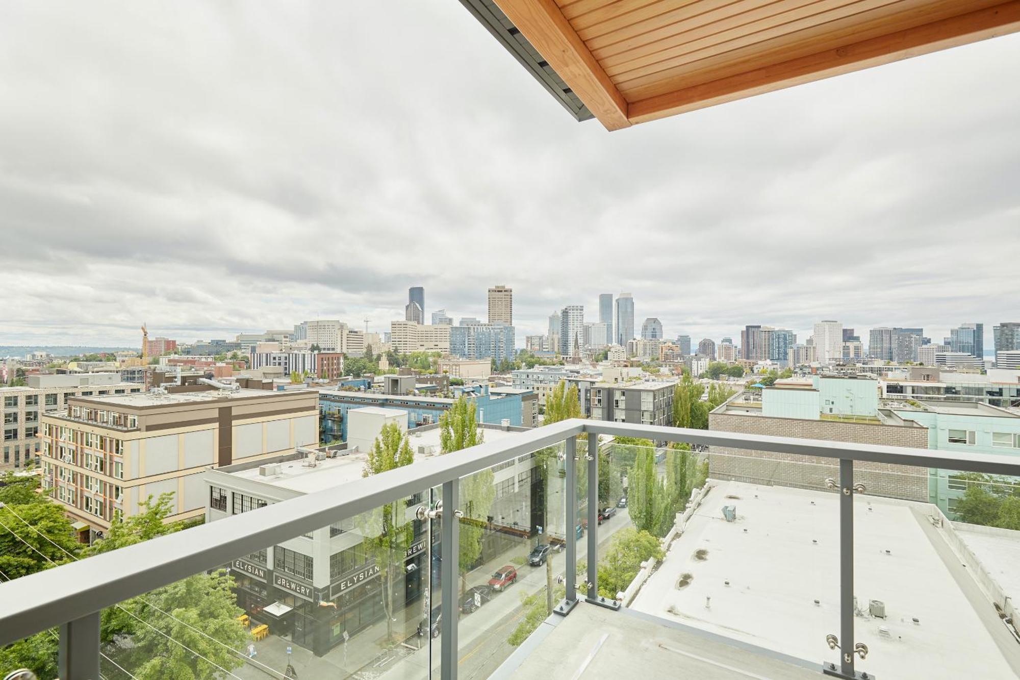 Sonder At Solis Seattle Exterior photo